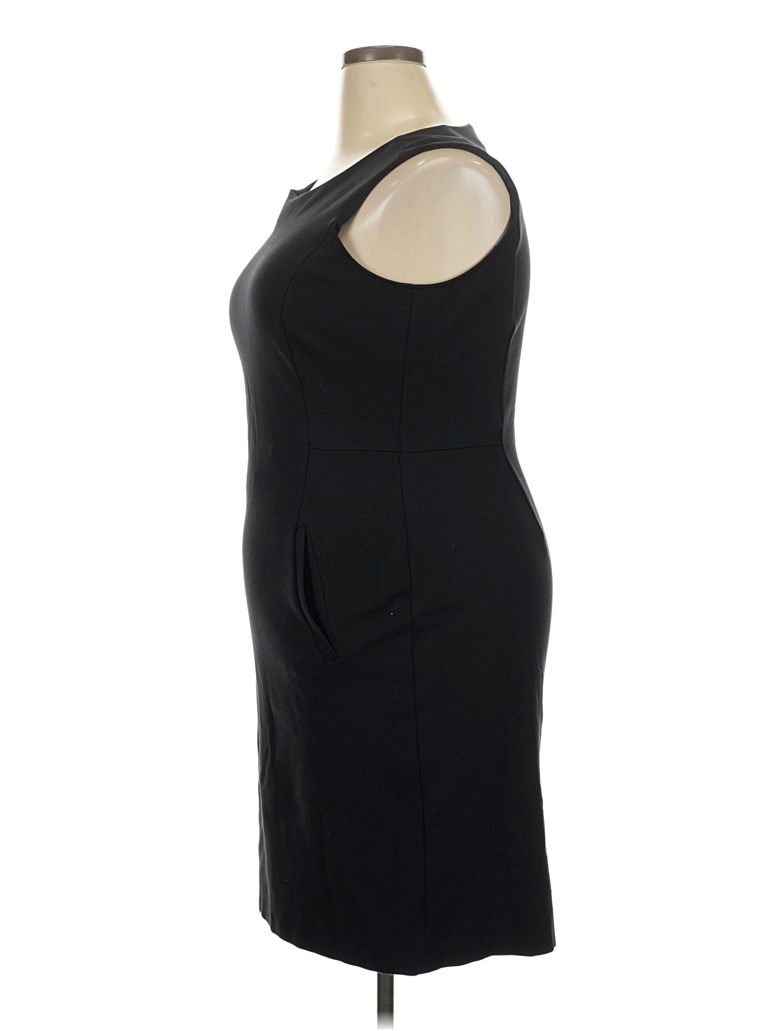 4 size - 18 W