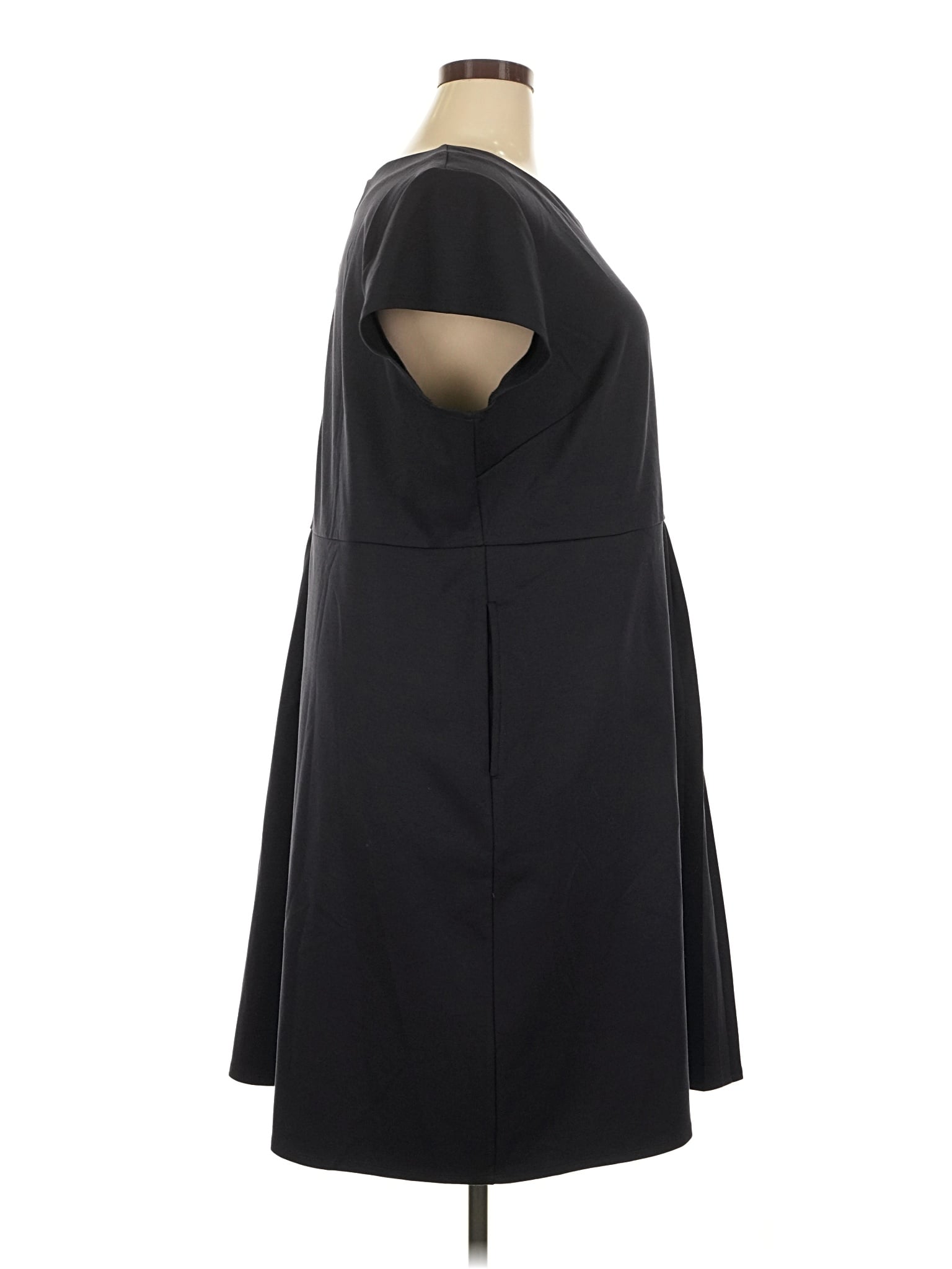 3 size - 24 W