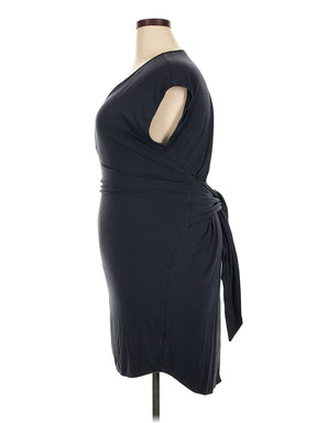 4 size - 18 W