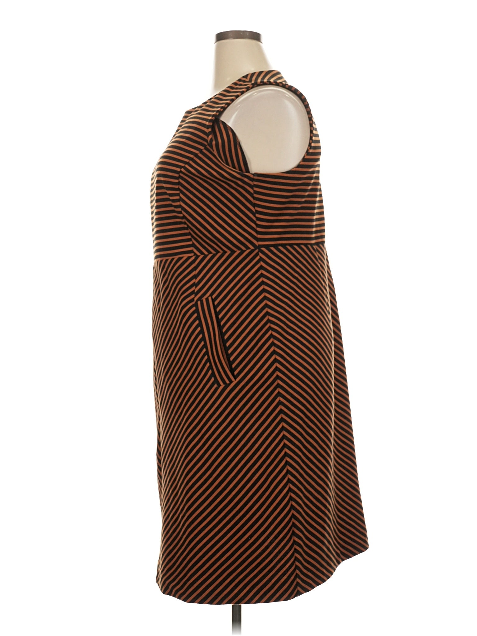 4 size - 18W W