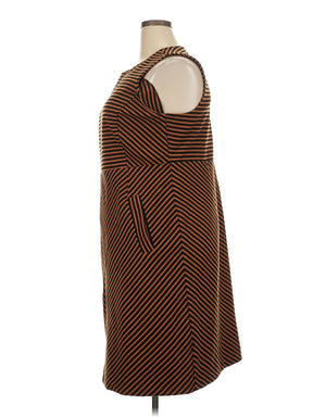 4 size - 18W W