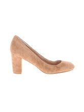 1 shoe size - 8
