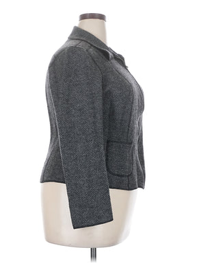 3 size - 18 W
